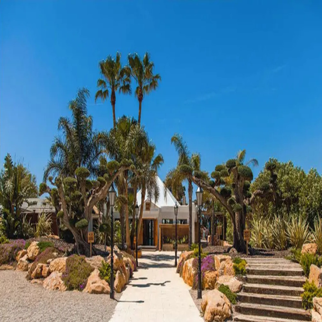 Hacienda West North Coast 5